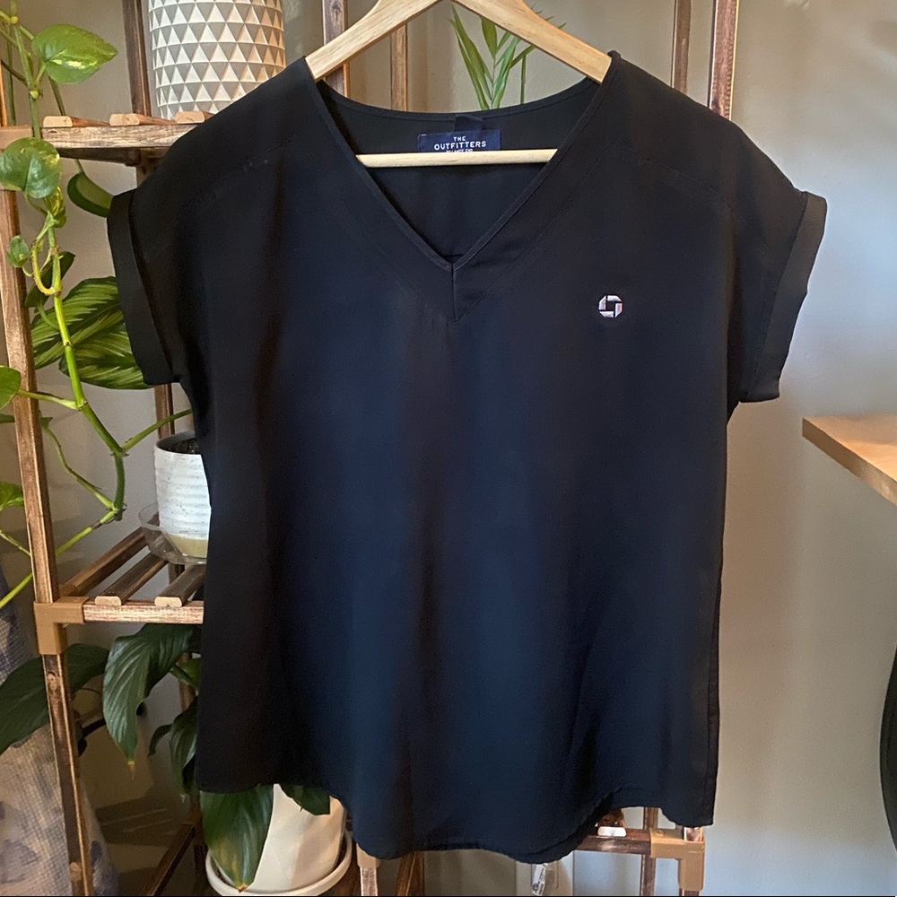 Chase black V-neck blouse